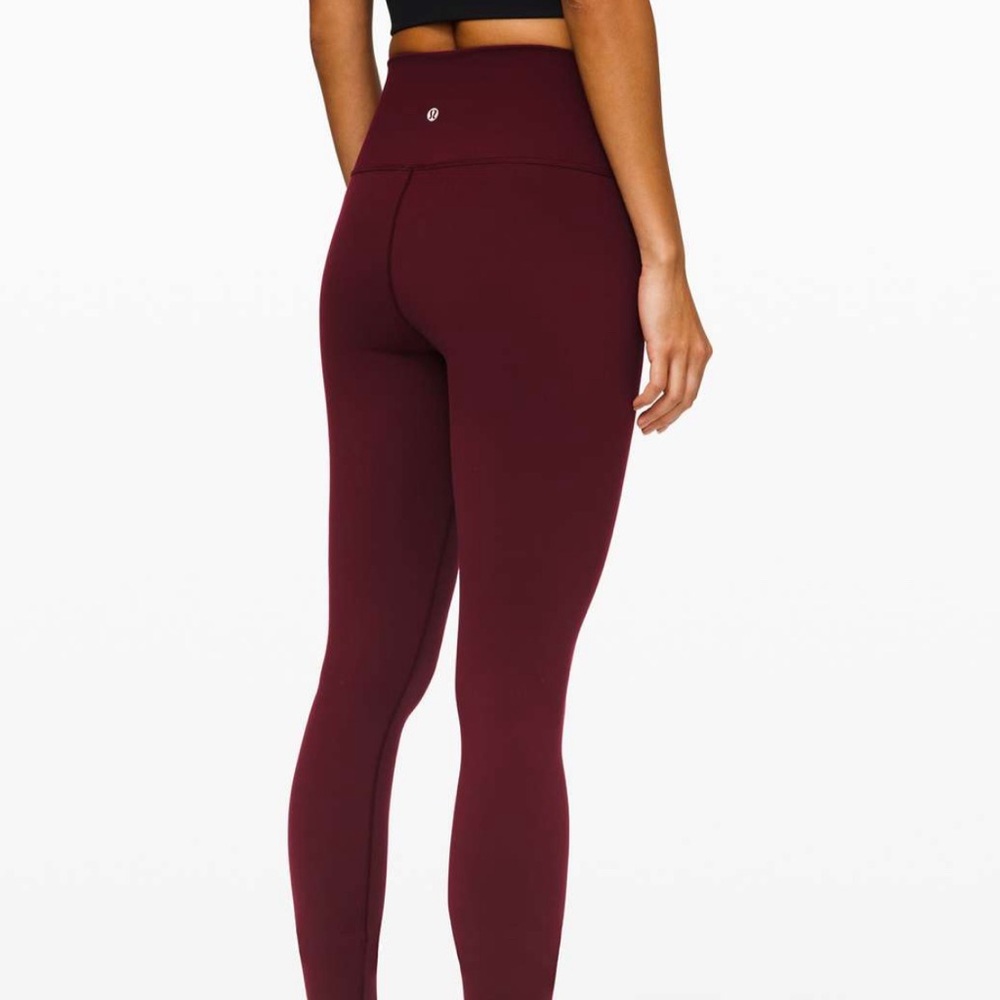 Burgundy Lululemon Wunder Under High Waisted Leggings 28” size 2